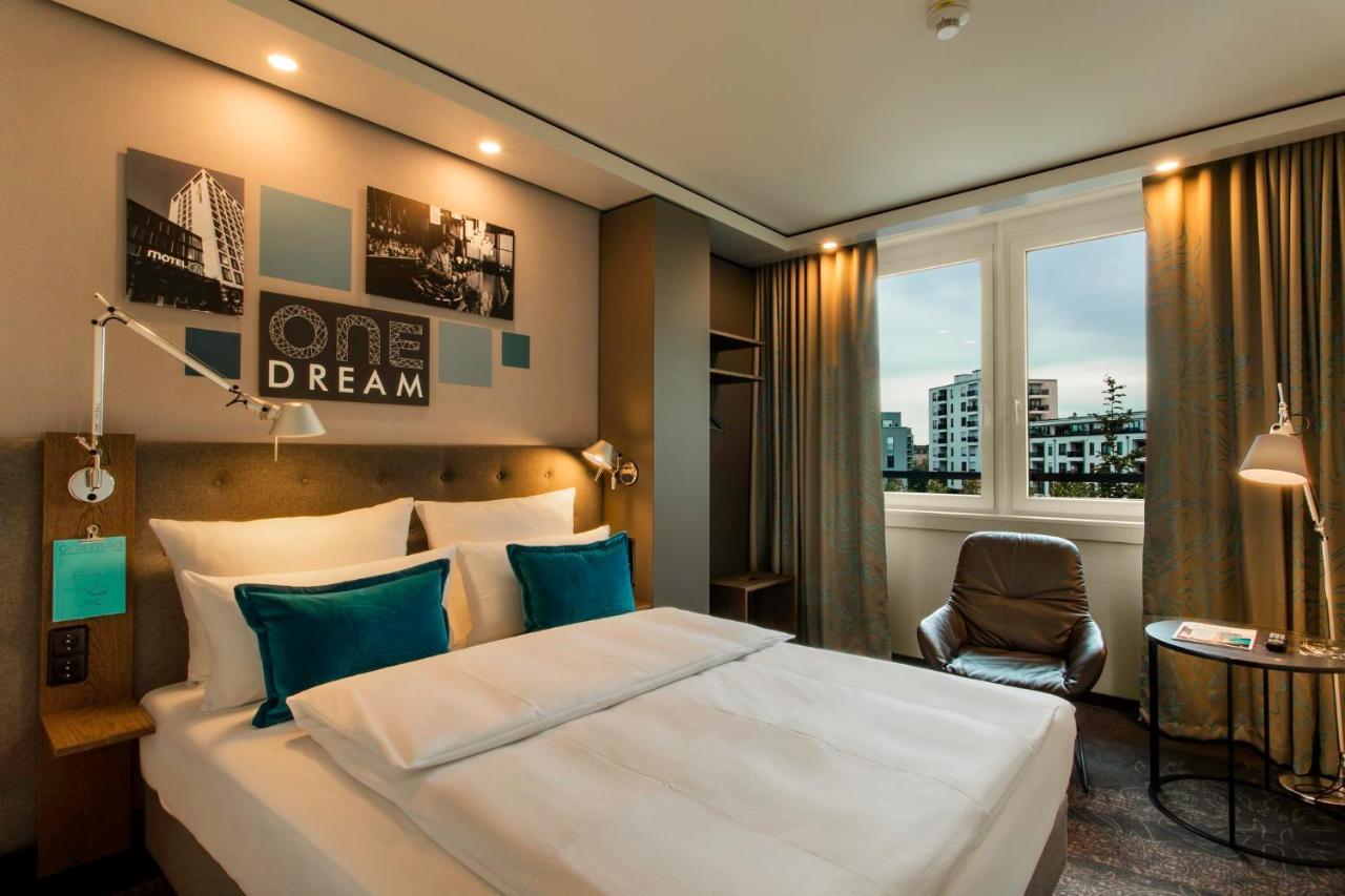 Hotel One Muenchen-campus 3*