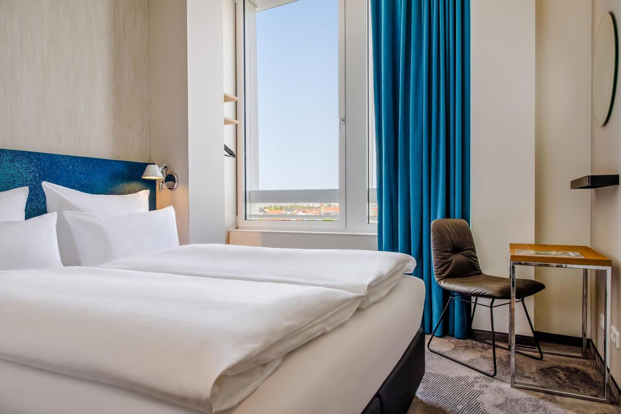 Hotel One Muenchen-campus 3*